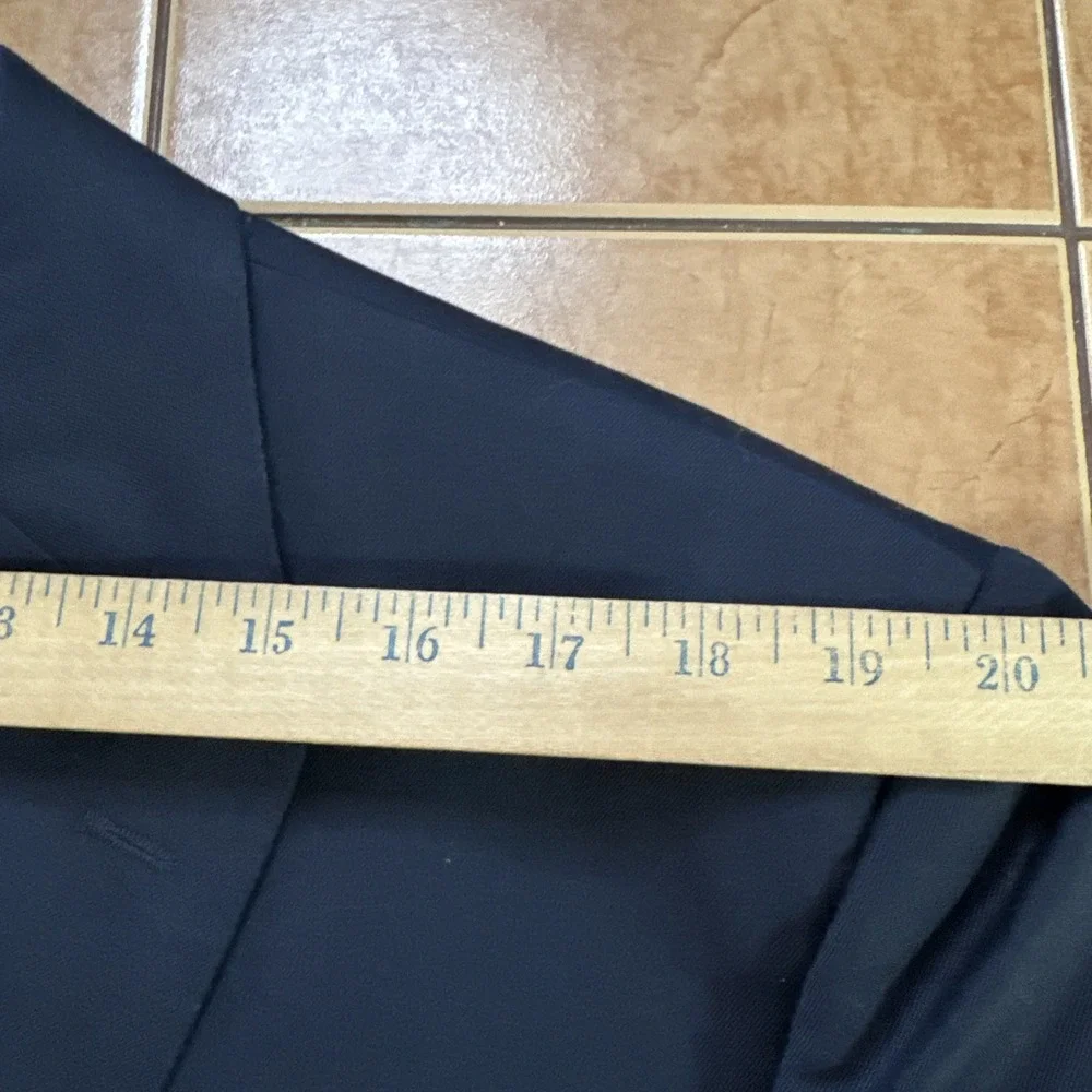 Jos A Bank Traveler Blue 100% Wool Suit Sz 46R Tailored Fit Jacket Pants 38 x 30